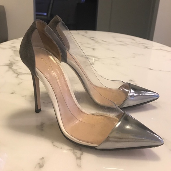 gianvito rossi plexi sizing